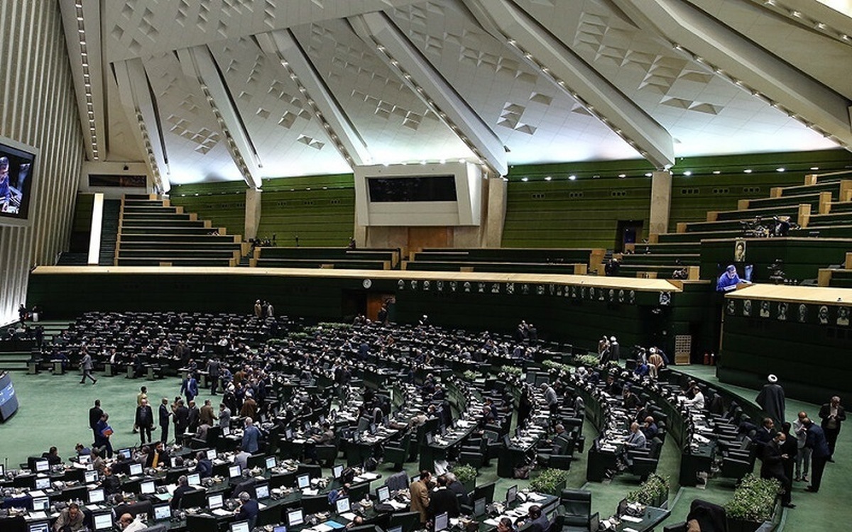تلاش دوباره مجلس برای جلوگیری از ورود پول های کثیف انتخاباتی و خرید و فروش رای