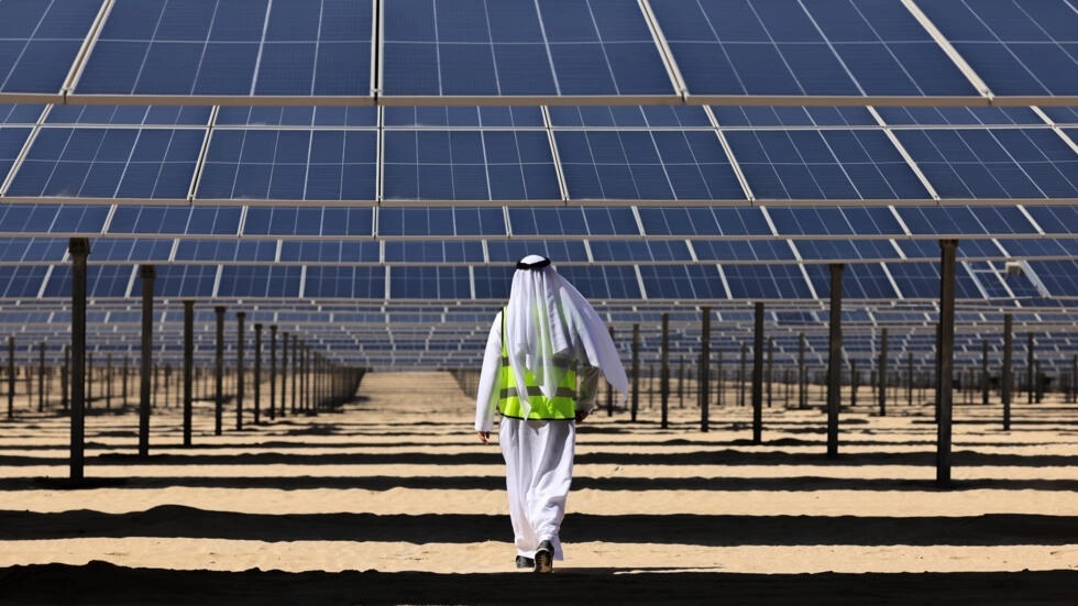 نیروگاه خورشیدی الظفره امارات