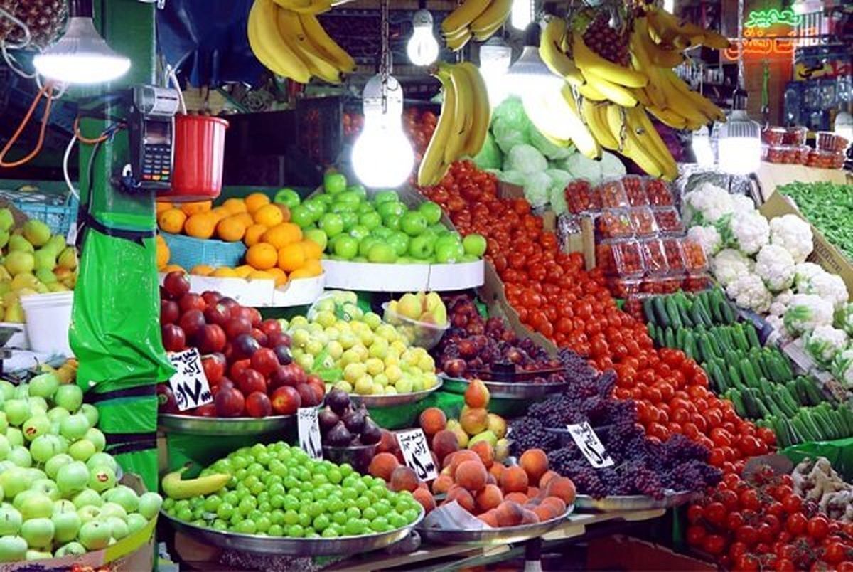 رئیس اتحادیه میوه‌ فروشان : میوه‌ ها به‌ خاطر شب یلدا گران نخواهند شد