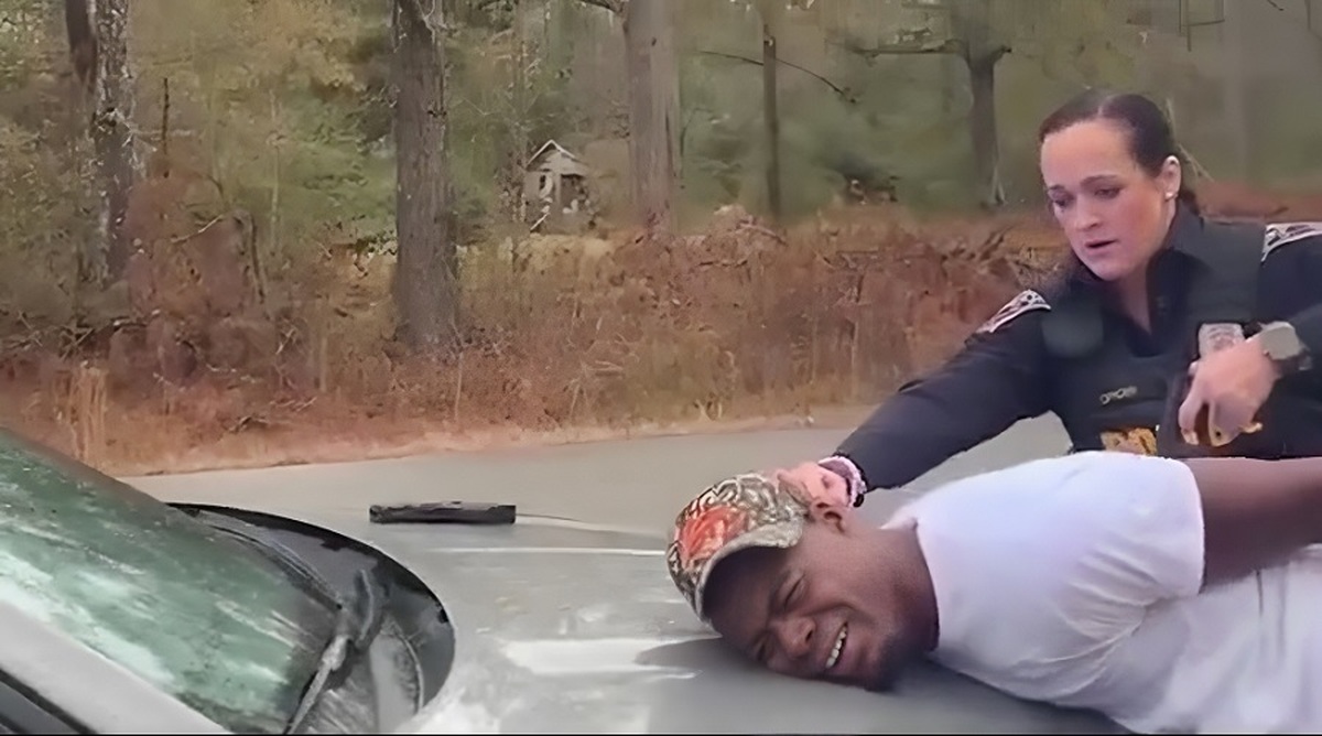 خشونتی دیگر از سوی پلیس آمریکا علیه یک مرد سیاه پوست (+فیلم)