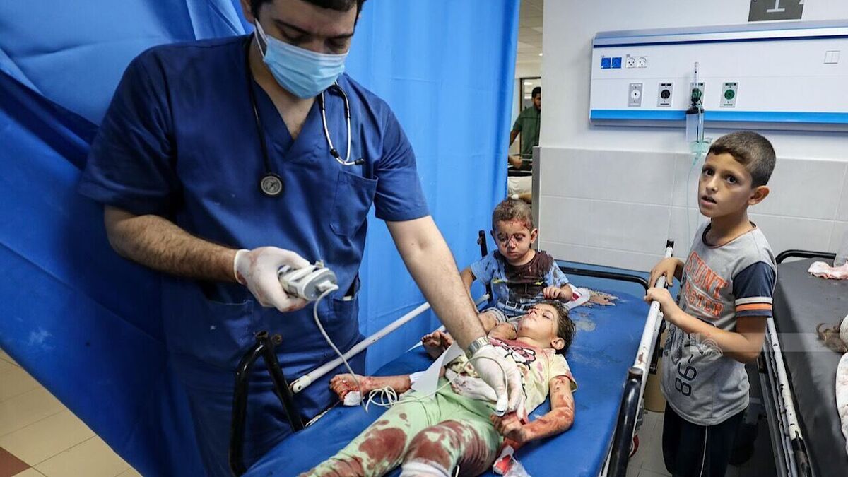 شلیک تک‌ تیراندازان اسرائیل به یک مقام بهداشت غزه / آتش زدن یک مدرسه در بیت لاهیا