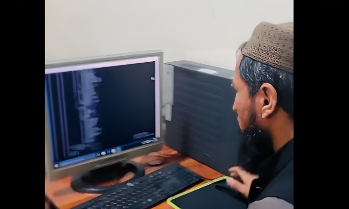 آموزش عجیب طالبان برای هک کردن (فیلم)