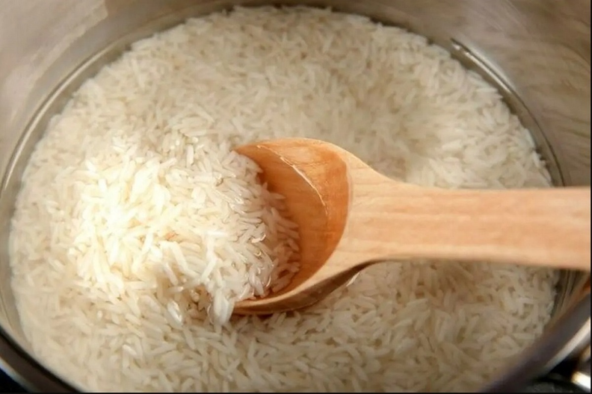 ترفند‌های نگهداری برنج خیس خورده در یخچال