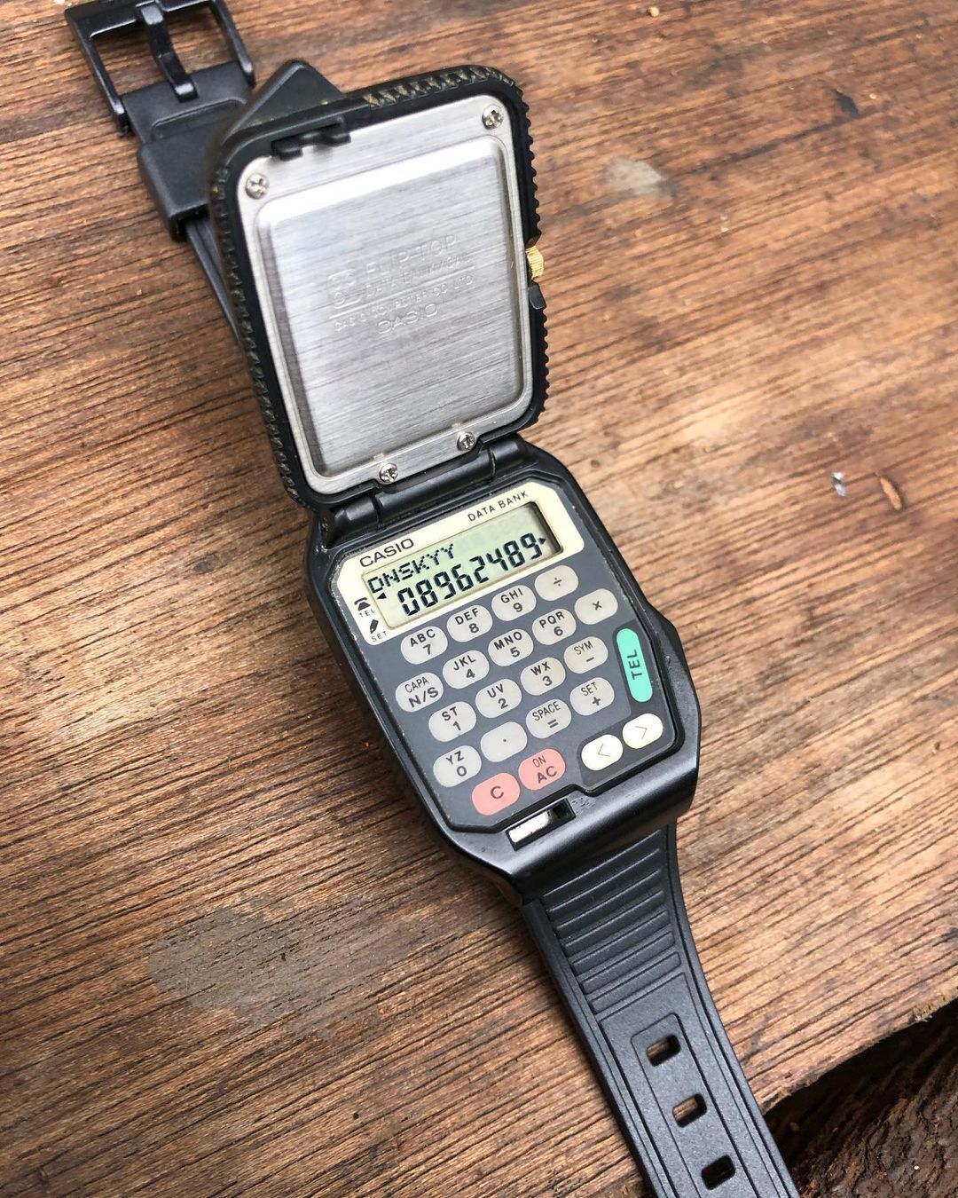 اوج فناوری ساعت ژاپنی سال 1992 (عکس)