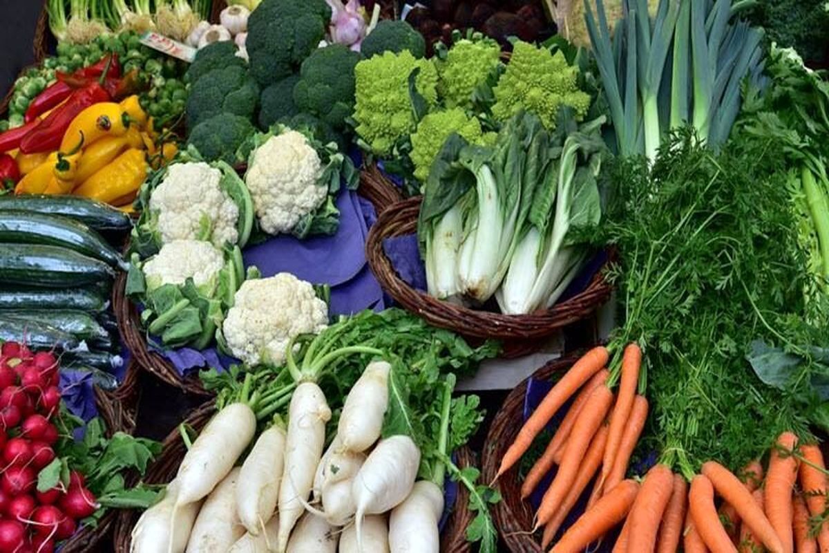 چطور طراوت سبزیجات خرد شده را حفظ کنیم؟