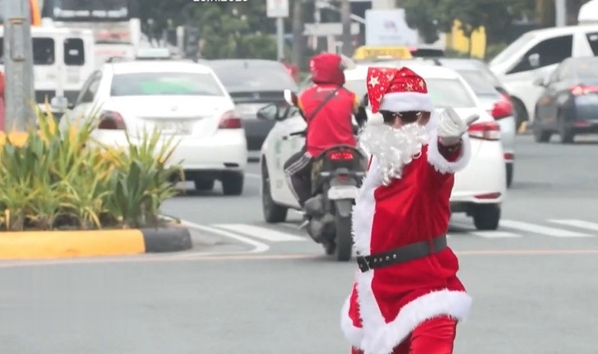 پلیس راهنمایی و رانندگی با لباس بابانوئل (فیلم)