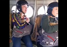 لحظات نفس‌گیر و هیجان‌انگیز سقوط آزاد چند زن از یک هواپیما (فیلم)
