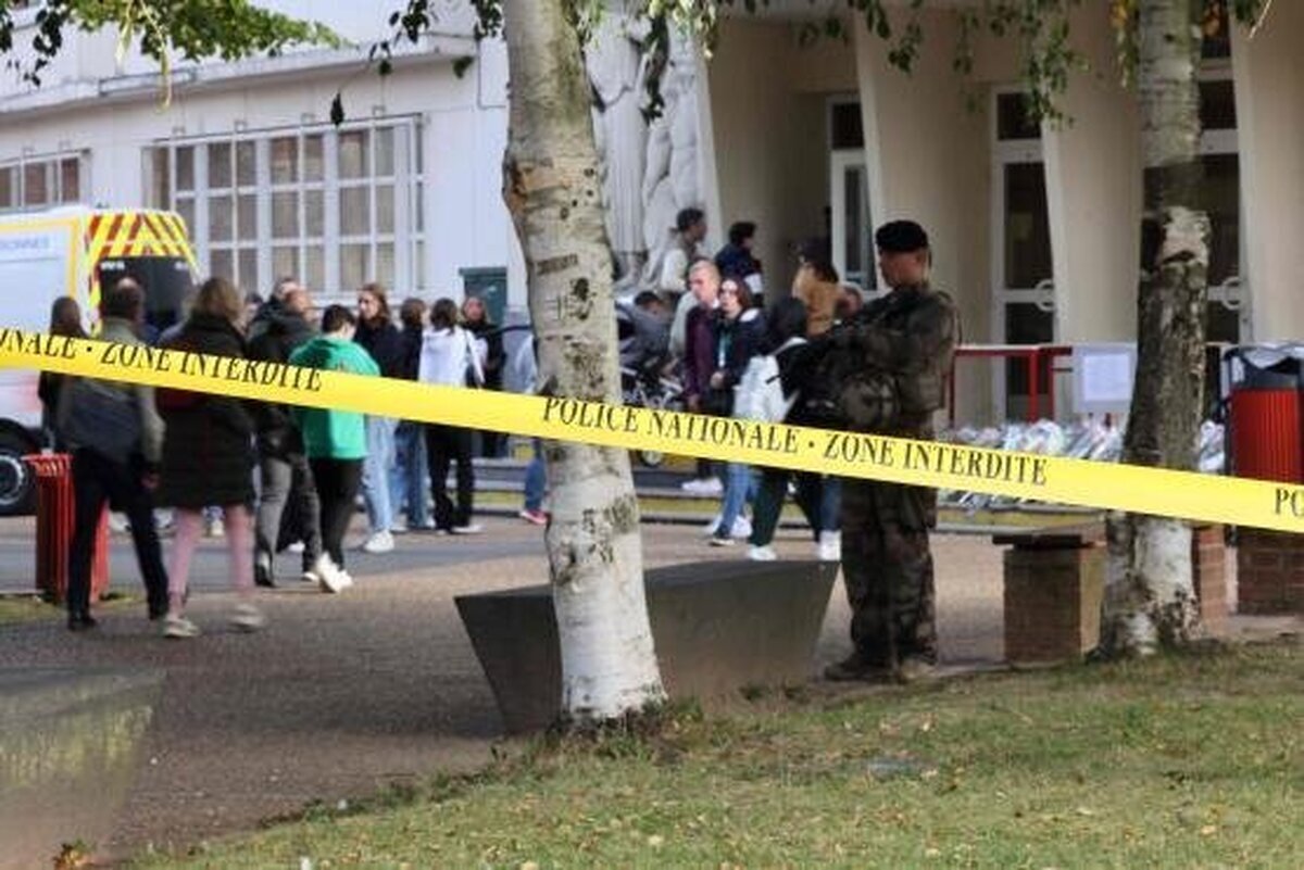 تهدید به بمب گذاری؛ ۳ مدرسه در فرانسه تخلیه شد / مراقبت مسلحانه پلیس از ۱۳۰ مدرسه دیگر