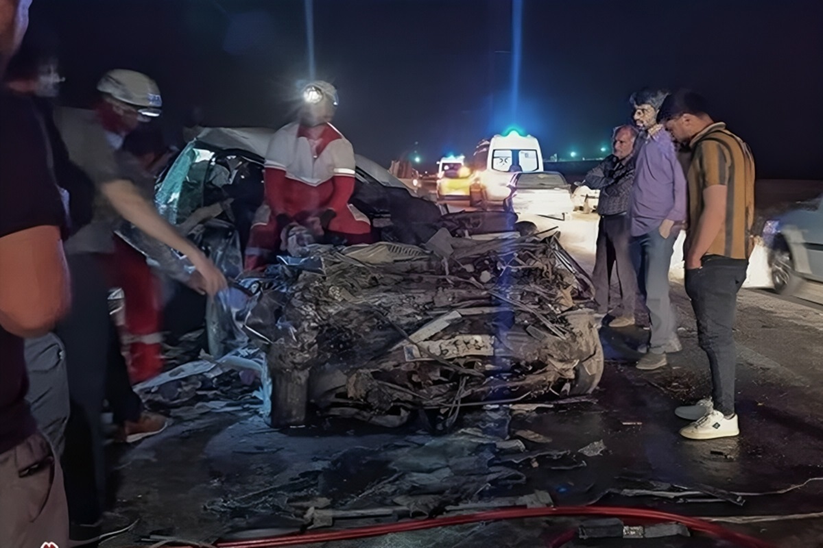 تصادف مرگبار پراید و پژو پارس در جاده کرمان - چترود (فیلم)
