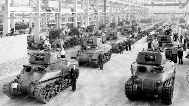 ۱۰ تانکی که با نوآوری های خود میدان نبرد را بازتعریف کردند؛ از Renault FT تا AbramsX