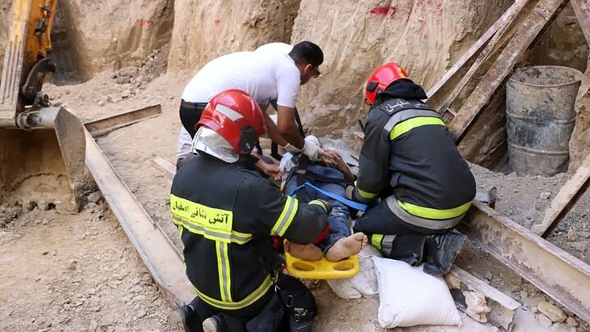 مرگ یک کارگر بر اثر سقوط آوار سنگ