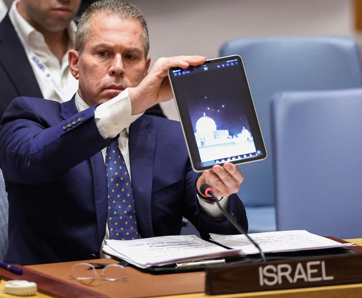 15 تصویر پیشنهادی برای نمایش در تبلت نماینده اسرائیل در سازمان ملل