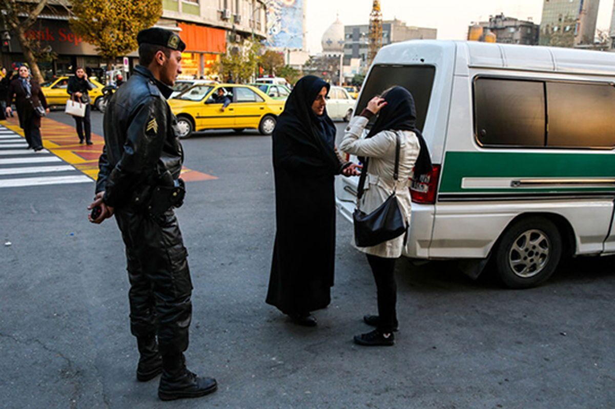حساسیت کاربران توئیتر به موضوع حجاب و گشت ارشاد بیش از تنش میان ایران و اسرائیل