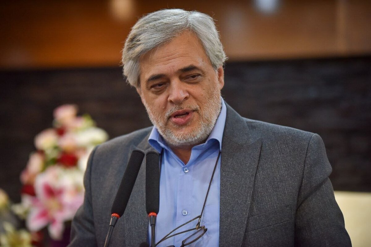 محمد مهاجری : آقای وزیر کشور برای رهبری هزینه نتراشید