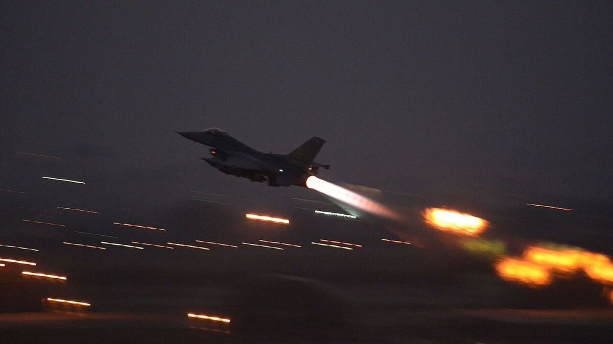 بیانیه ارتش سوریه درباره حمله هوایی آمریکا به دیرالزور