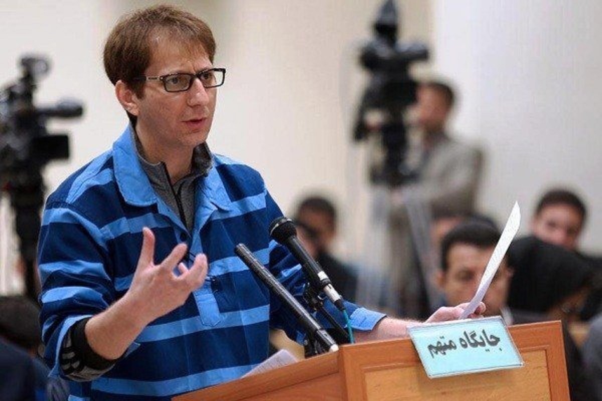 حکم اعدام بابک زنجانی با موافقت رهبری تبدیل به ۲۰ سال زندان شد