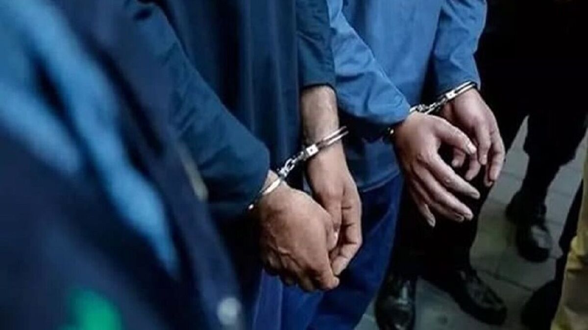 بازداشت دو سارق با ۳۰ میلیارد تومان سرقت در اشتهارد
