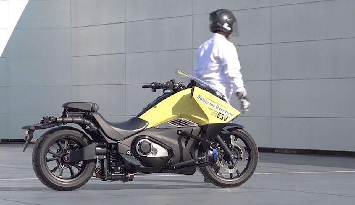 هوندا از پیشرفته ترین موتورسیکلت خود رونمایی کرد: امکاناتی که شما را شگفت‌زده خواهد کرد (فیلم)