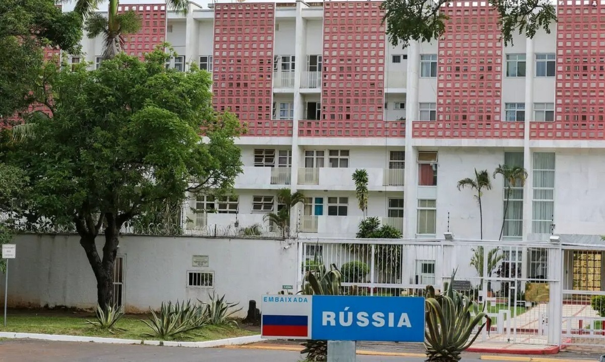 پلیس برزیل برای یافتن بمب وارد سفارت روسیه شد