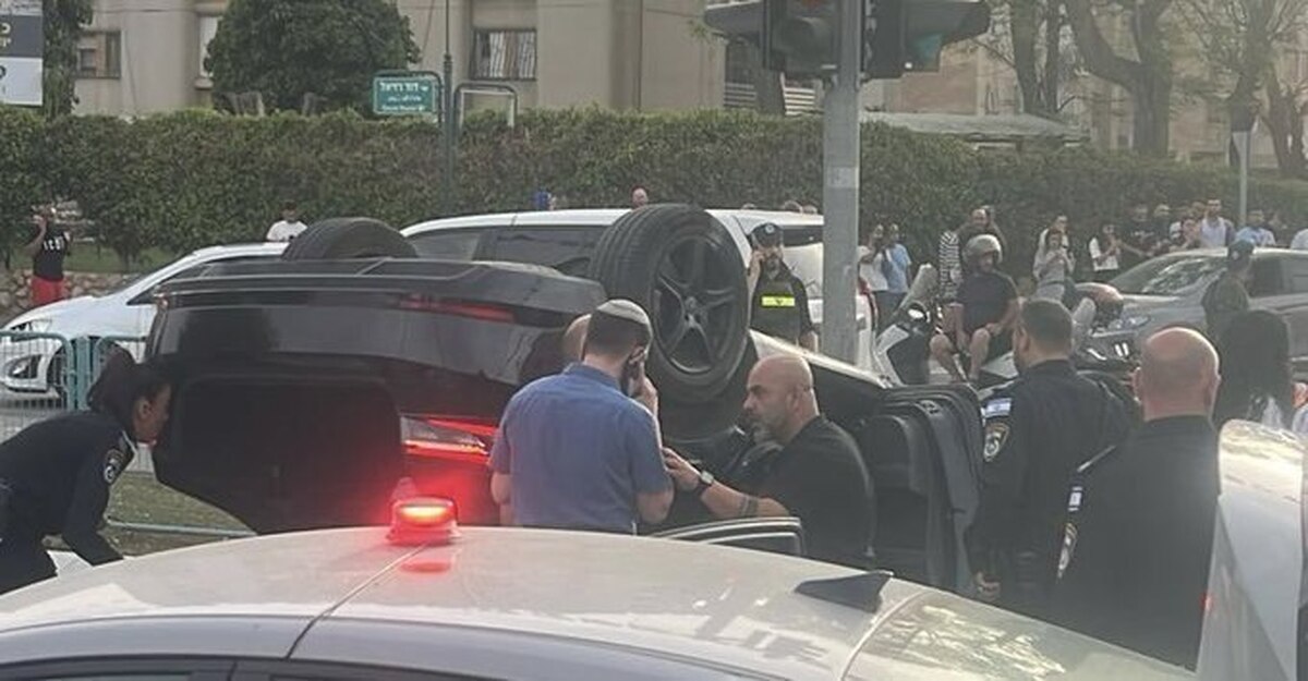 خودروی یک وزیر اسرائیلی دیگر واژگون شد
