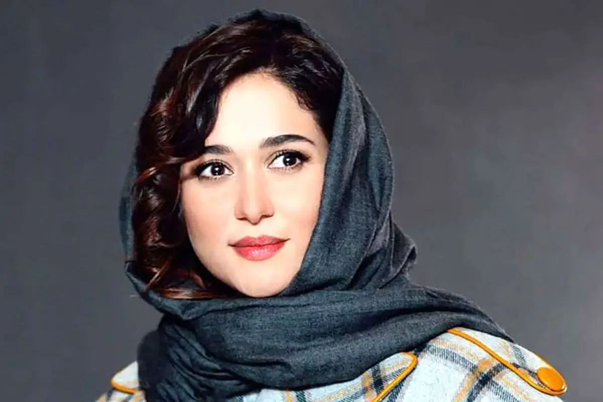 پریناز ایزدیار در کودکی چه شکلی بود؟ (عکس)