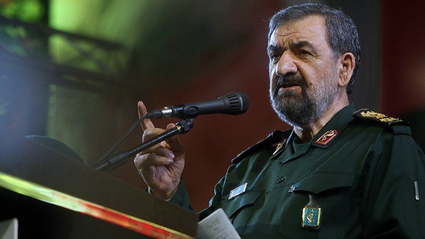 محسن رضایی: قیافه ترامپ را که می بینم یاد گیر کردن ارتش هیتلر در برف&zwnj;های روسیه می افتم