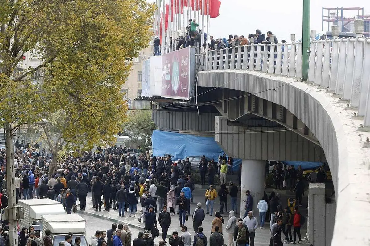 هلال احمر: اغتشاشگران بیش از ۴۰۰ میلیارد تومان به تجهیزات سازمان خسارت زدند