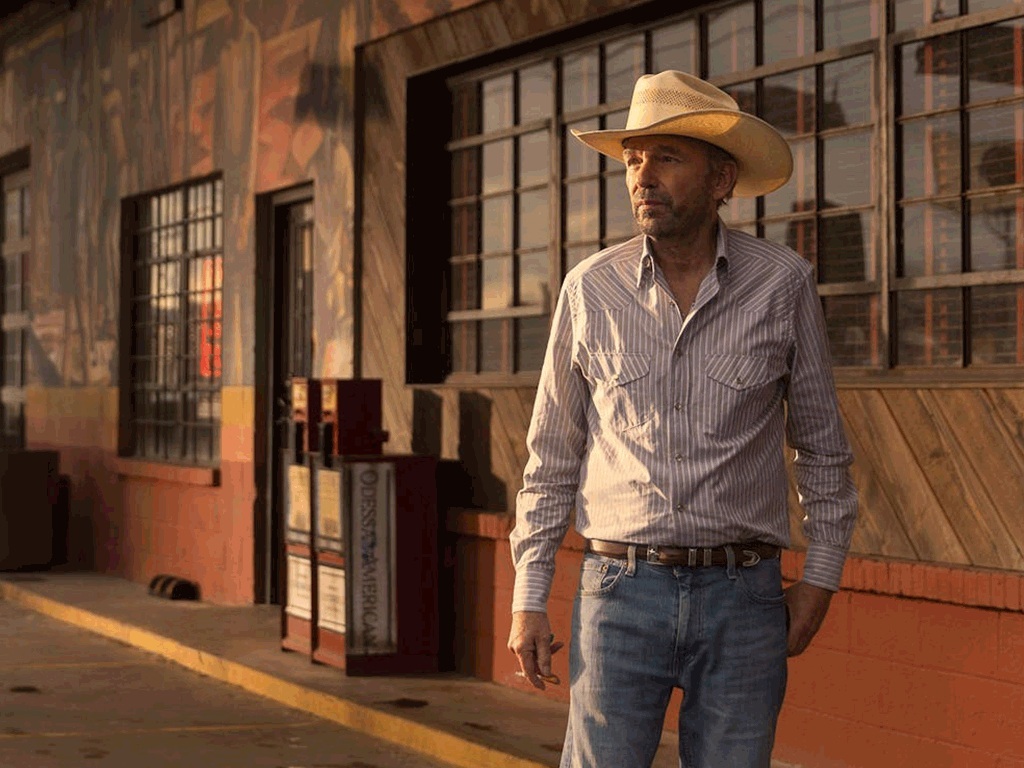 سریال لندمن؛ یک وسترن امروزی با محوریت نفت 3