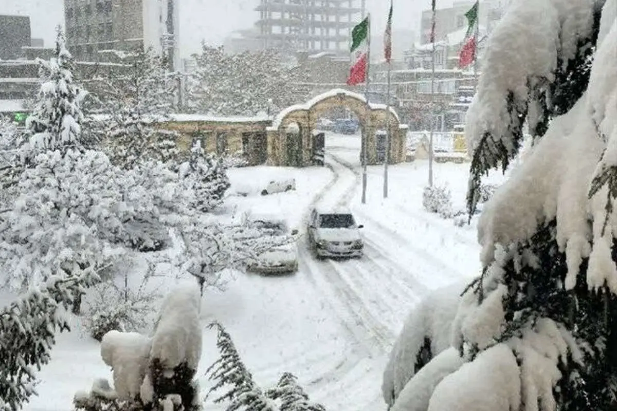 ارتفاع برف در این شهر به ۳۶ سانتی‌متر رسید