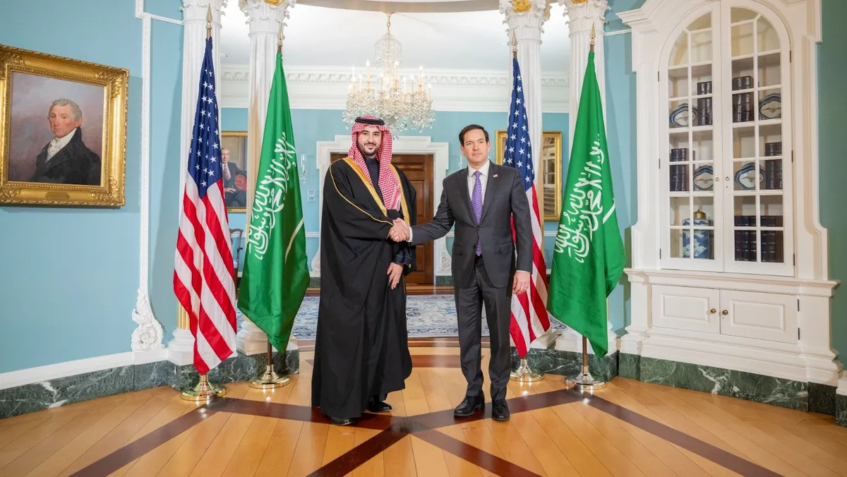دیدار وزیر دفاع عربستان سعودی و وزیر خارجه امریکا در واشنگتن دیدار وزیر دفاع عربستان سعودی و وزیر خارجه امریکا در واشنگتن