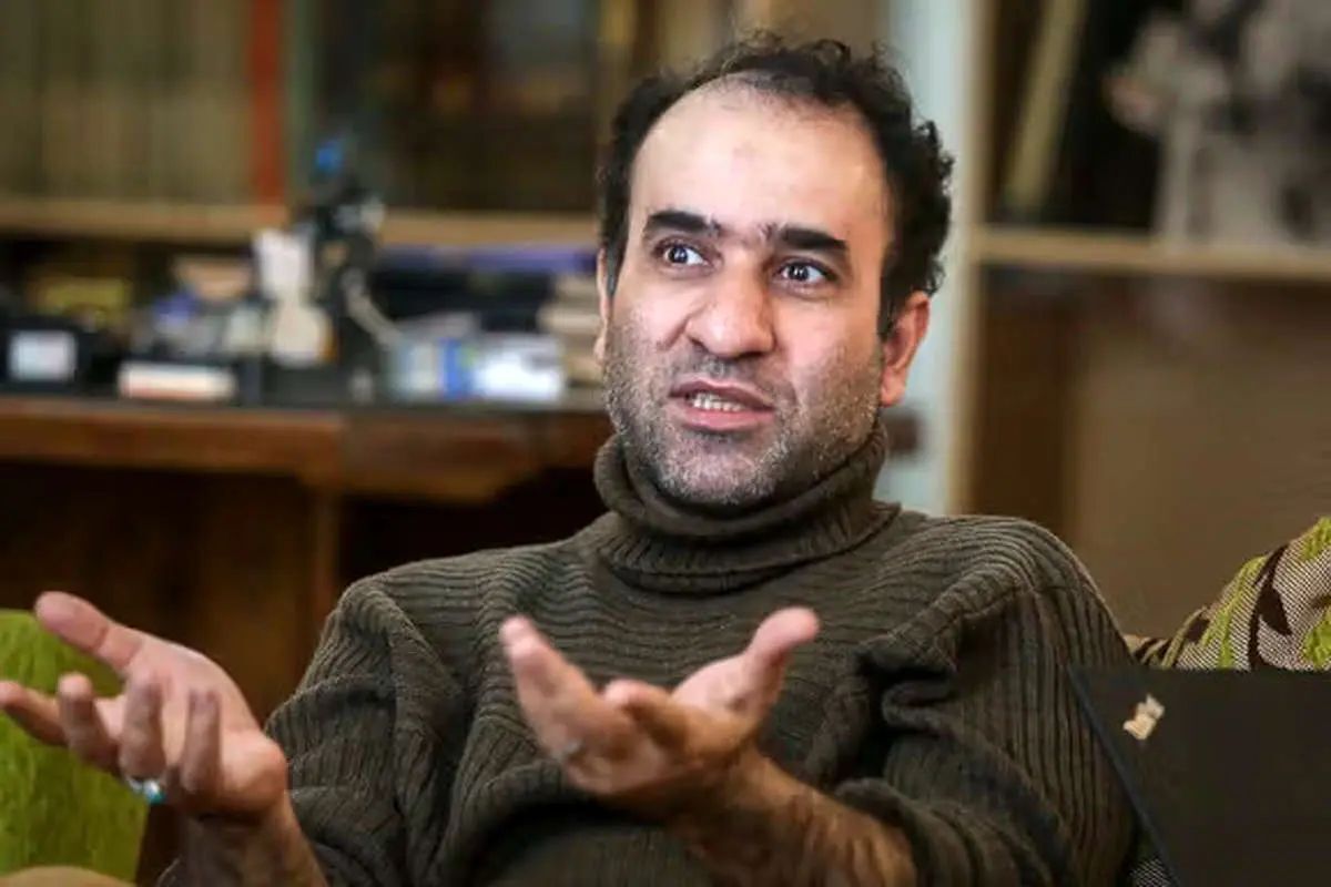 رضا امیرخانی با رضایت خانواده به منزل منتقل شد/ عدم تغییر در سطح هوشیاری این نویسنده