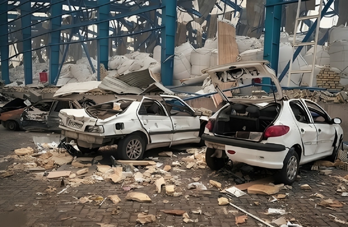 تصاویری از خودرو‌های آسیب‌دیده بر اثر انفجار در بندرعباس