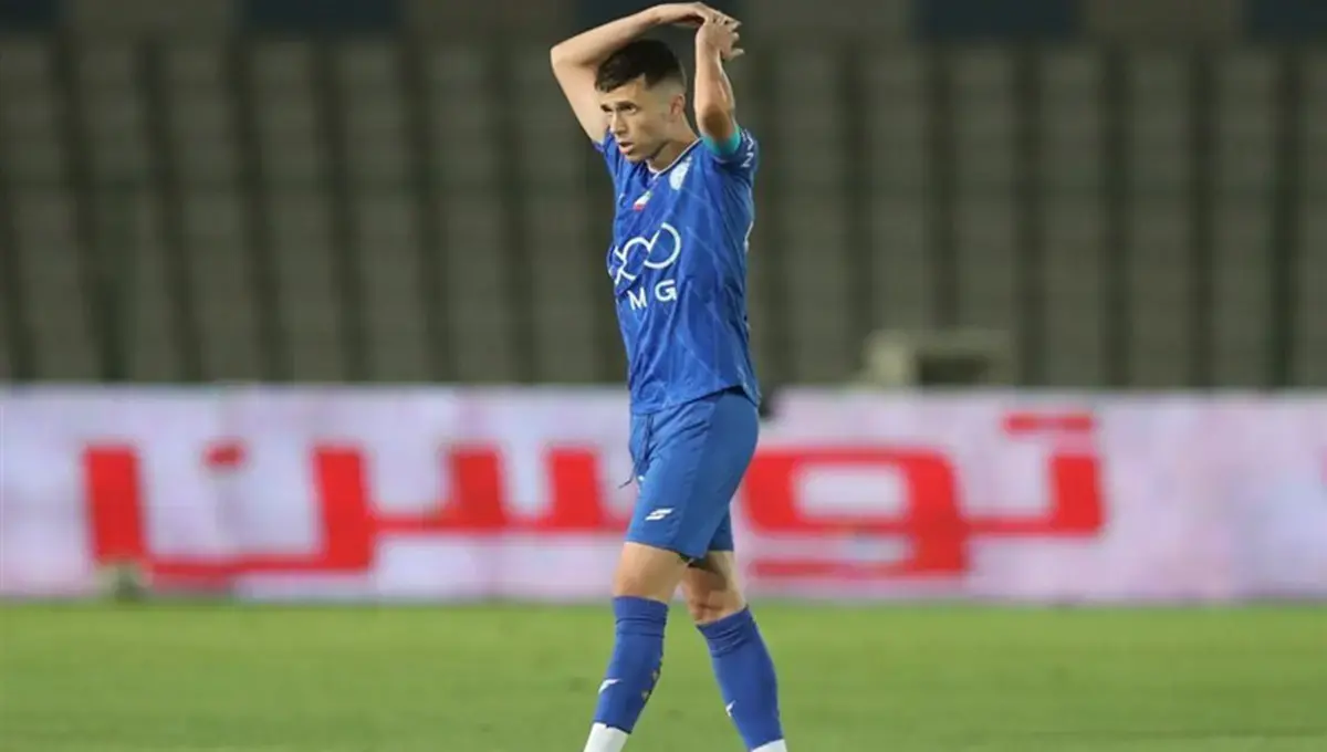 تمدید یا جدایی؟ معمای ۵۰۰ هزار دلاری وینگر آلبانیایی استقلال