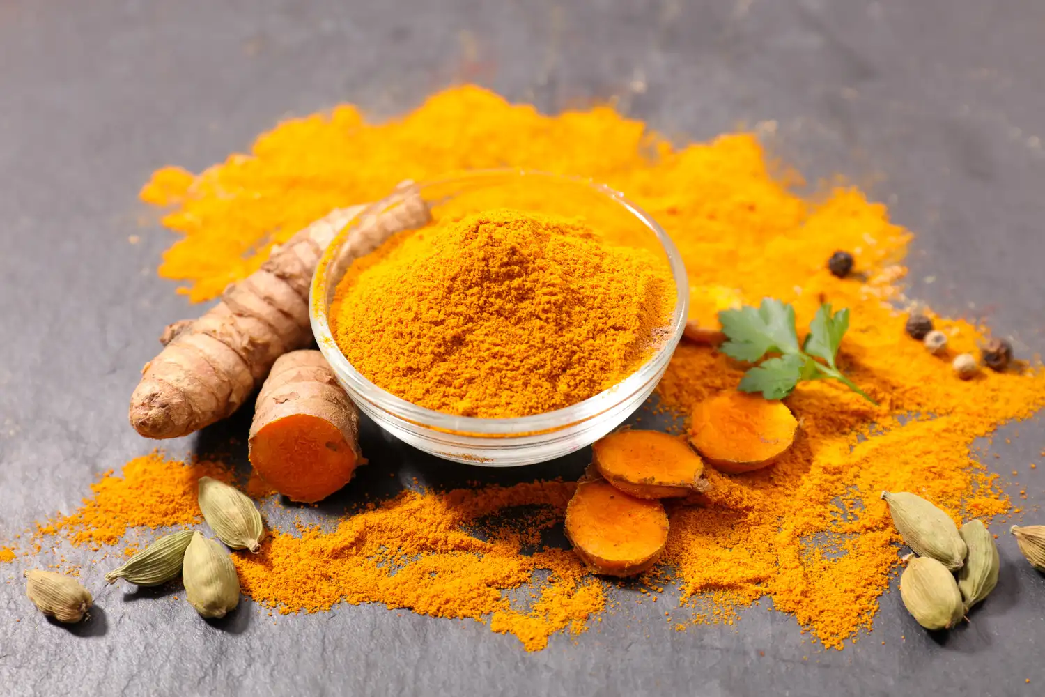پودر و زردچوبه تازه پودر و زردچوبه تازه