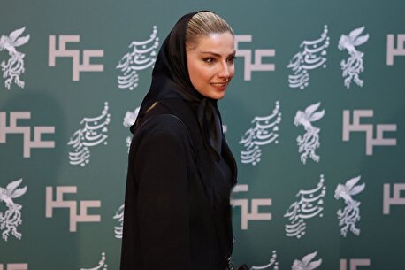 روز اول جشنواره فجر چهل و چهارم در سینما رسانه ؛ فیلم‌ها و حاشیه‌ها (+عکس)