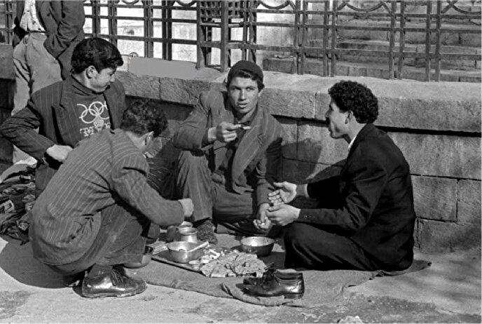 ببینید مردم ۷۰ سال پیش با چه روغن‌هایی آشپزی می‌کردند!