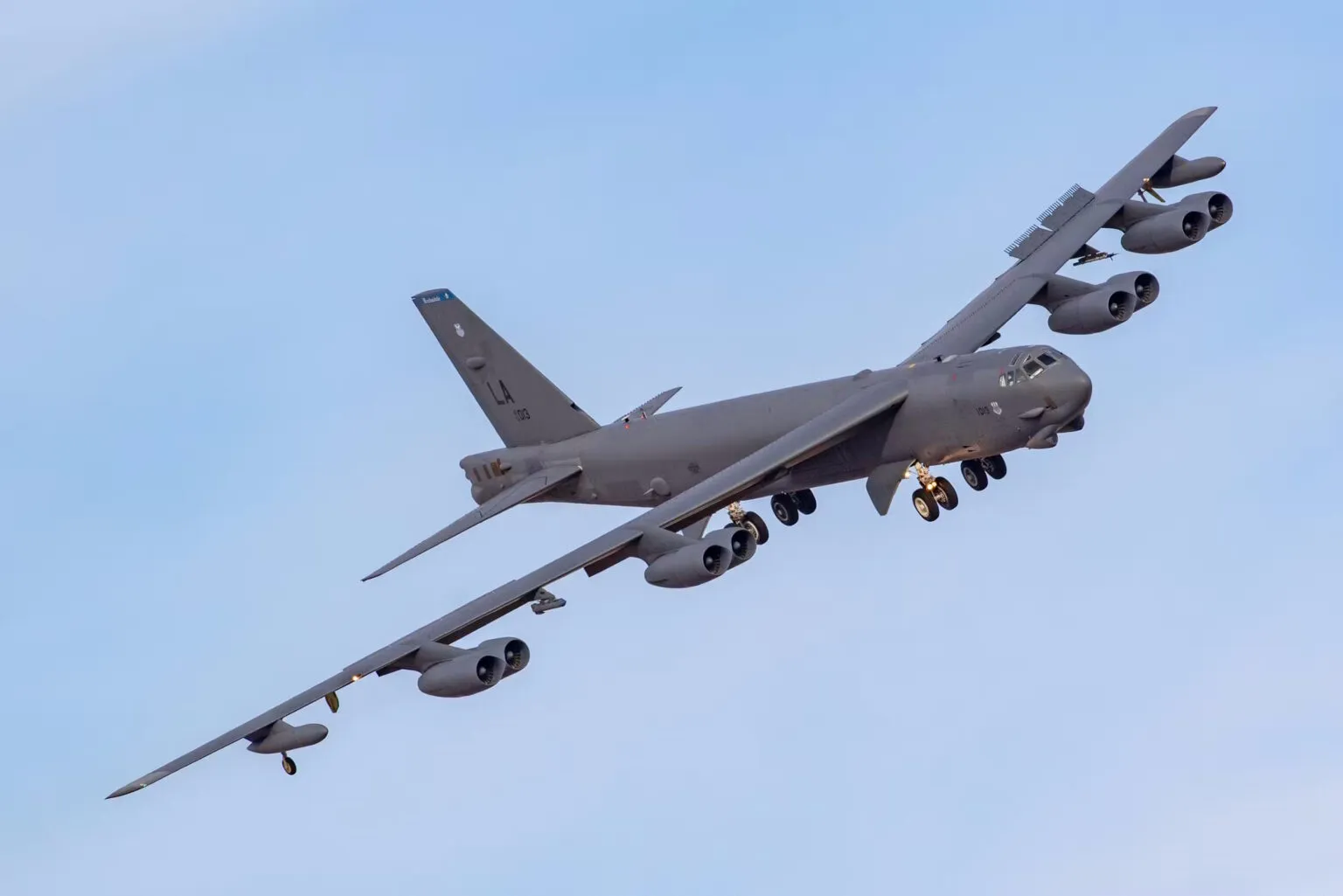 بمبافکن استراتژیک B-52H بمبافکن استراتژیک B-52H