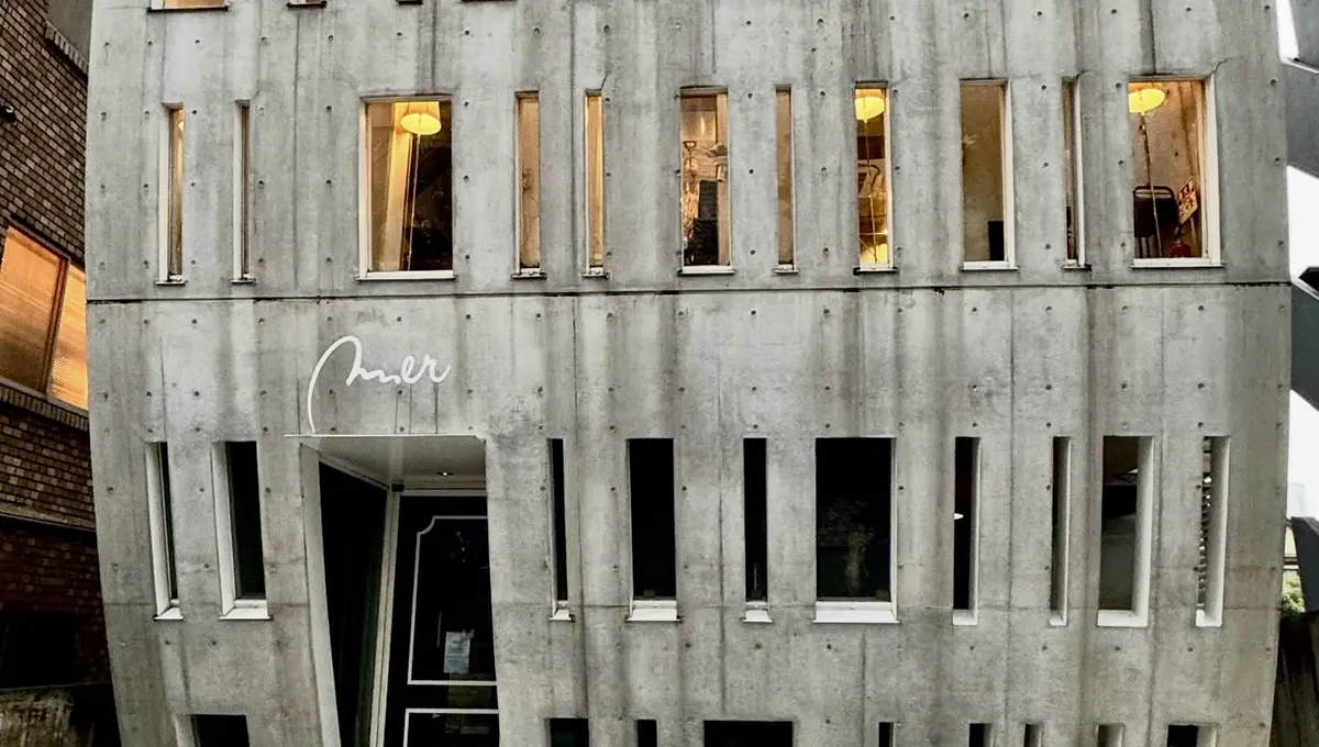 یک ساختمان معروف در توکیو (+عکس)