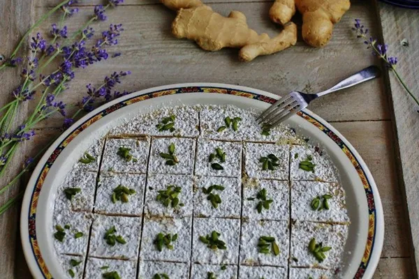 حلوای زنجبیلی