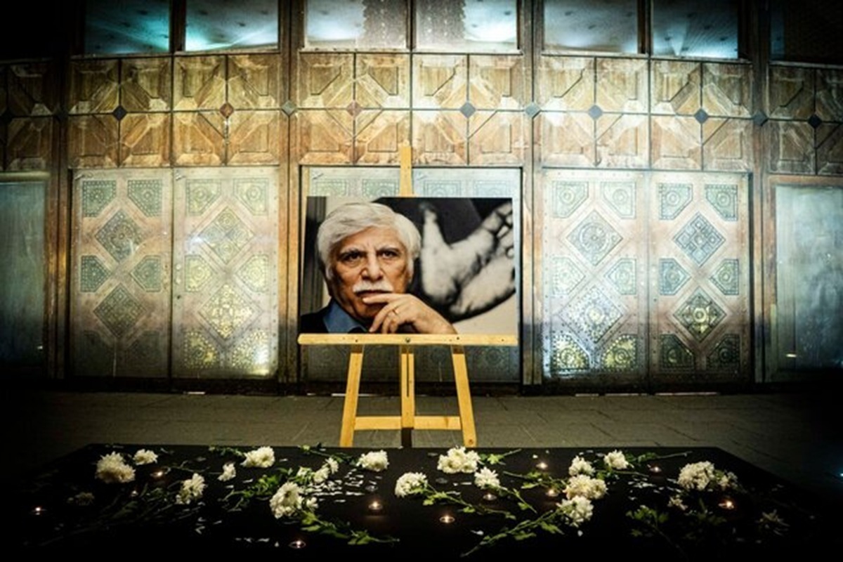 کاشت درخت «افرا» به یاد بهرام بیضایی در محوطه تئاتر شهر