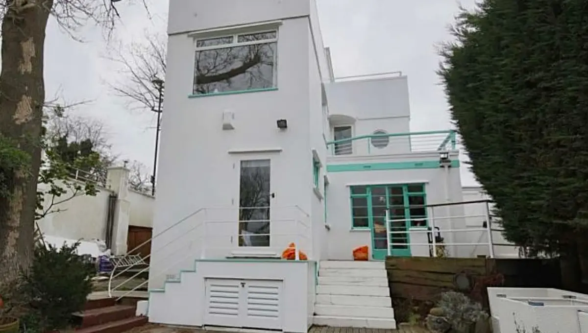 عمارت سفید آرت دکو؛ میراث رابرت اتکینسون در لندن (+عکس)