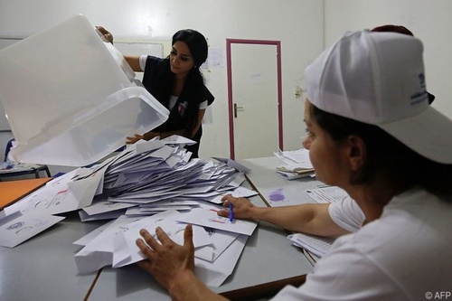 تصاویری از شمارش آرای انتخابات پارلمانی در لبنان