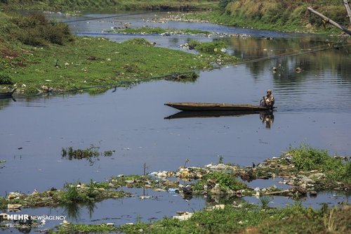 زندگی در کنار کثیف ترین رودخانه جهان+تصاویر