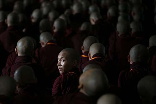 اجلاس سالانه راهبان جوان بودایی در شهر یانگون میانمار/ خبرگزاری فرانسه