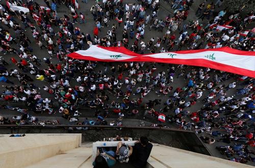 تظاهرات در بیروت/ رویترز