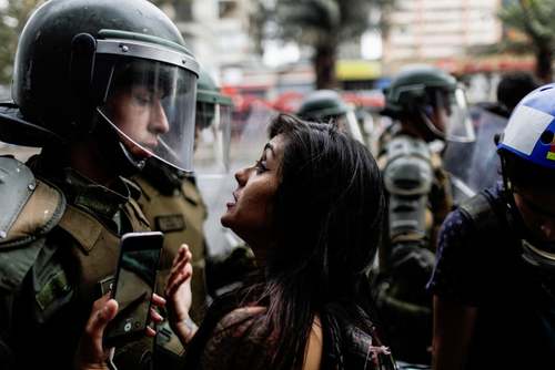 ادامه اعتراضات ضددولتی در شهر سانتیاگو شیلی/ رویترز