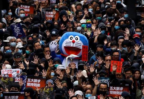 رژه سال نو معترضان هنگ کنگی/ رویترز