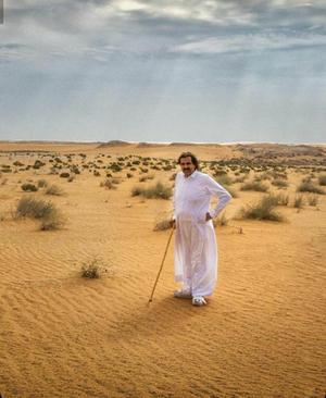 امیر سابق قطر (شیخ حمد بن خليفة آل ثاني)  در صحرای قطر