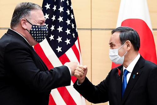 دیدار وزرای خارجه ایالات متحده آمریکا و ژاپن در مقر نخست وزیری ژاپن در شهر توکیو/ رویترز