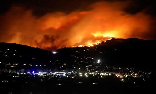 آتش‌سوزی مهیب جنگلی در ایالت کلرادو آمریکا/ رویترز
